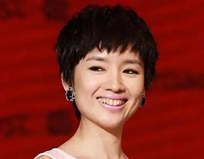 女明星老态素颜高清镜头,荧幕上看起来瘦的女明星