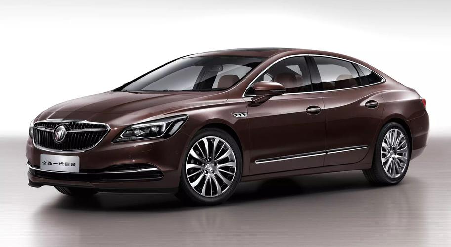 b级车4缸9at,2.0省油动力强25万的b级车