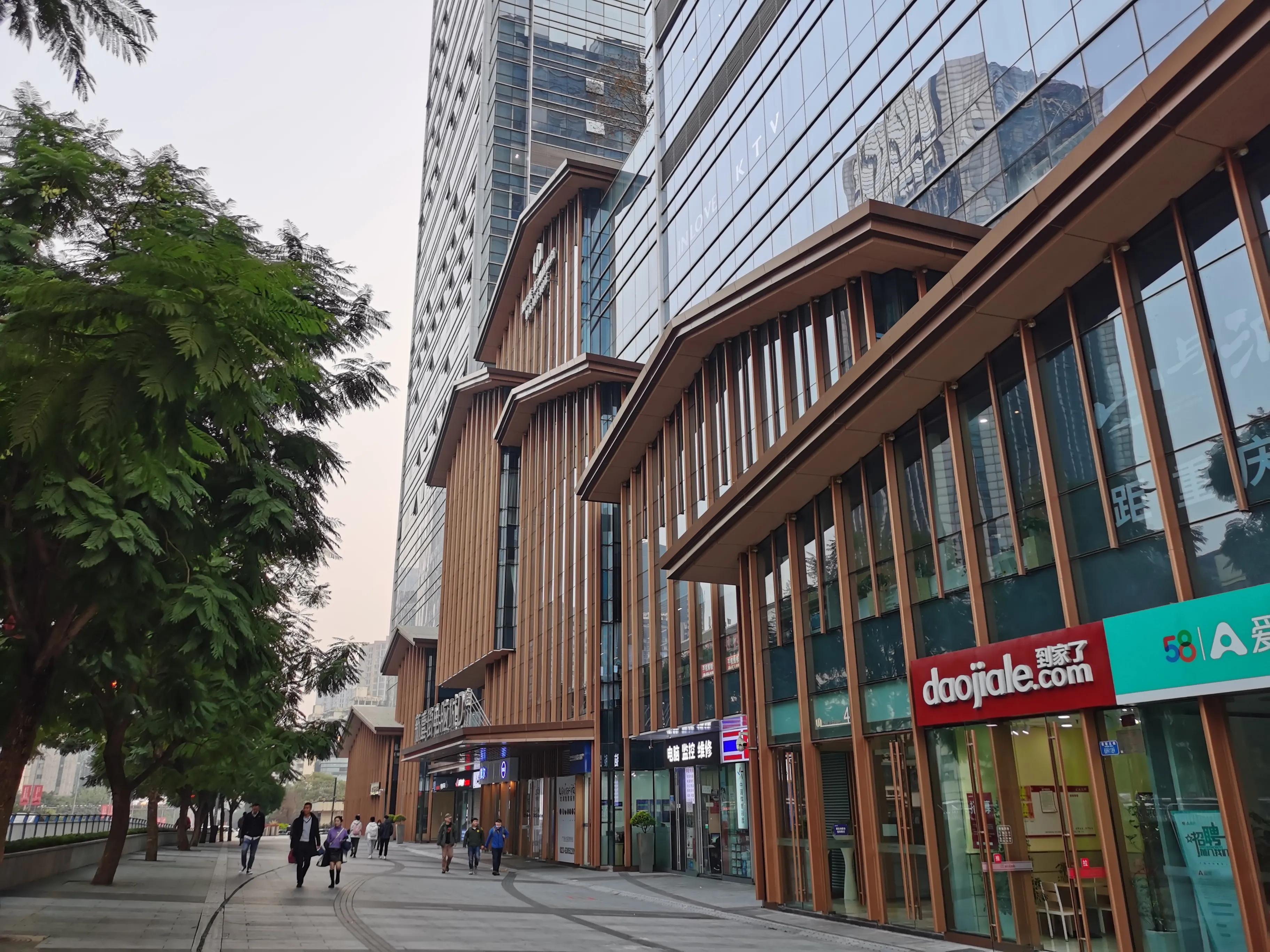 观音桥龙湖新壹街3号楼,龙湖新壹街失败的商圈