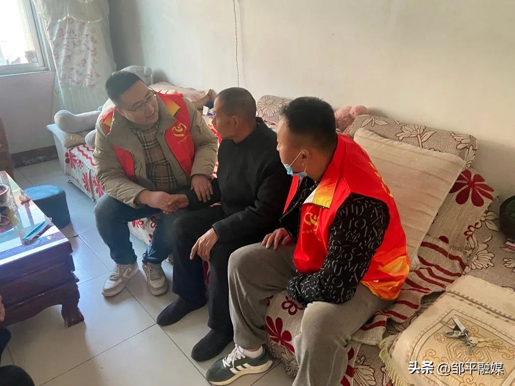 党员送温暖送服务,春节送温暖党员志愿服务