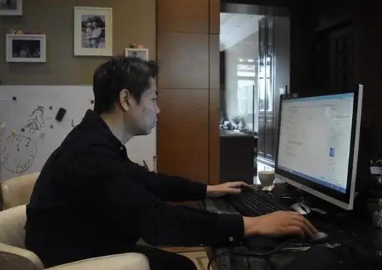 后厂村的网约车司机：听大厂人吐槽，跟他们交友，知道各种秘密