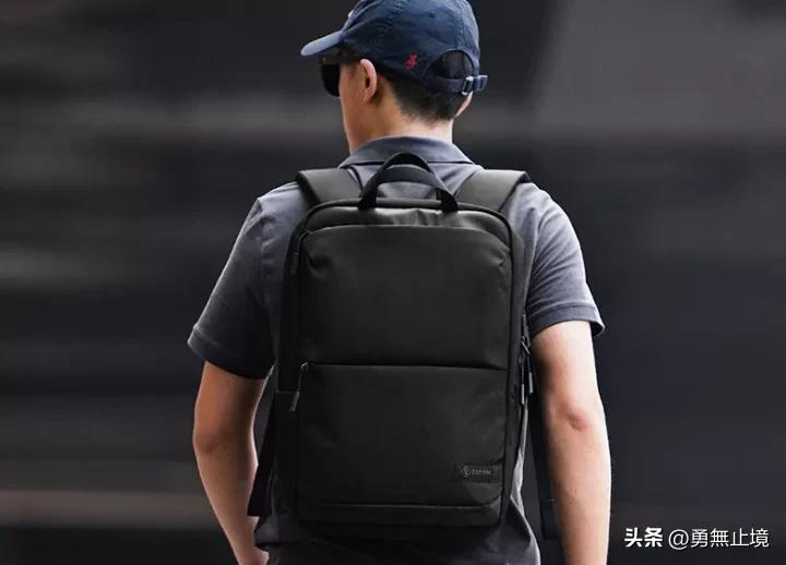 电脑包16寸高级感双肩包推荐,厚实好看电脑包品牌有哪些