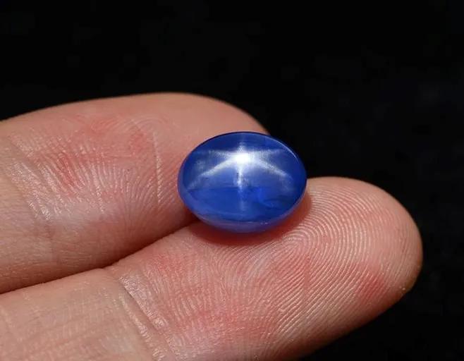 斯里兰卡蓝宝石值不值得收藏,斯里兰卡星光蓝宝石