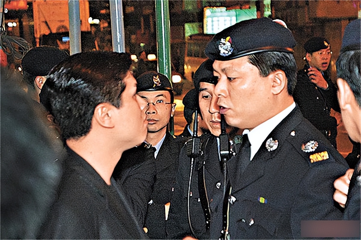 为什么香港有那么多黑帮？1997年香港回归，黑帮到底去哪了？