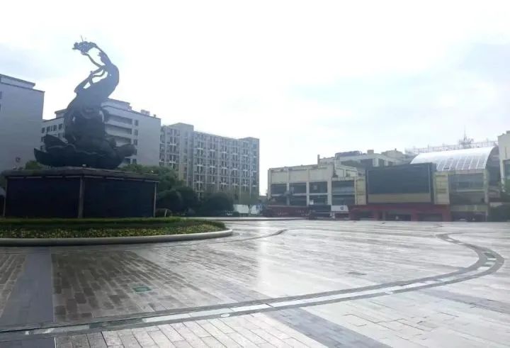 杭州传统购物中心 (杭州各购物中心闭店)