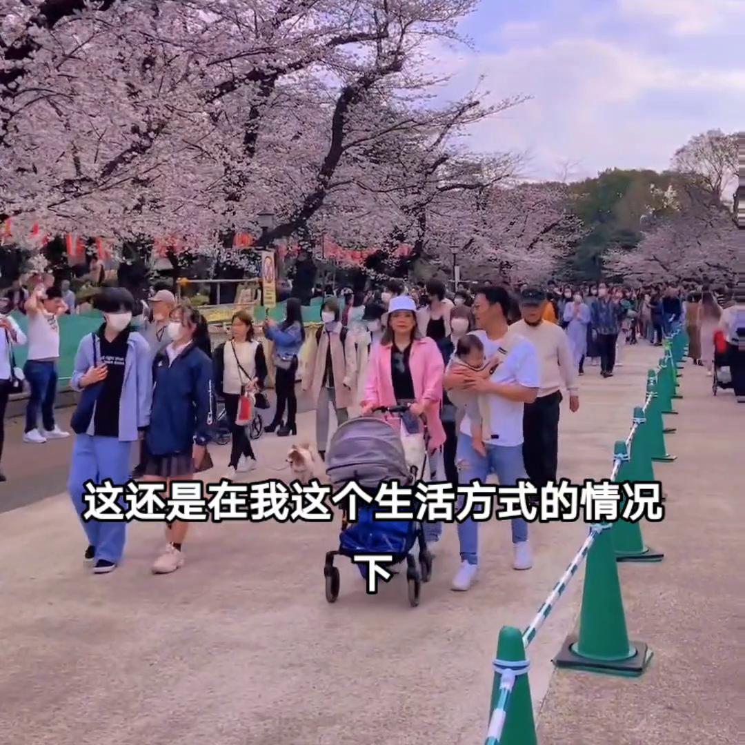 谁的生活都不容易每个人都很辛苦,谁的生活都不容易抖音版