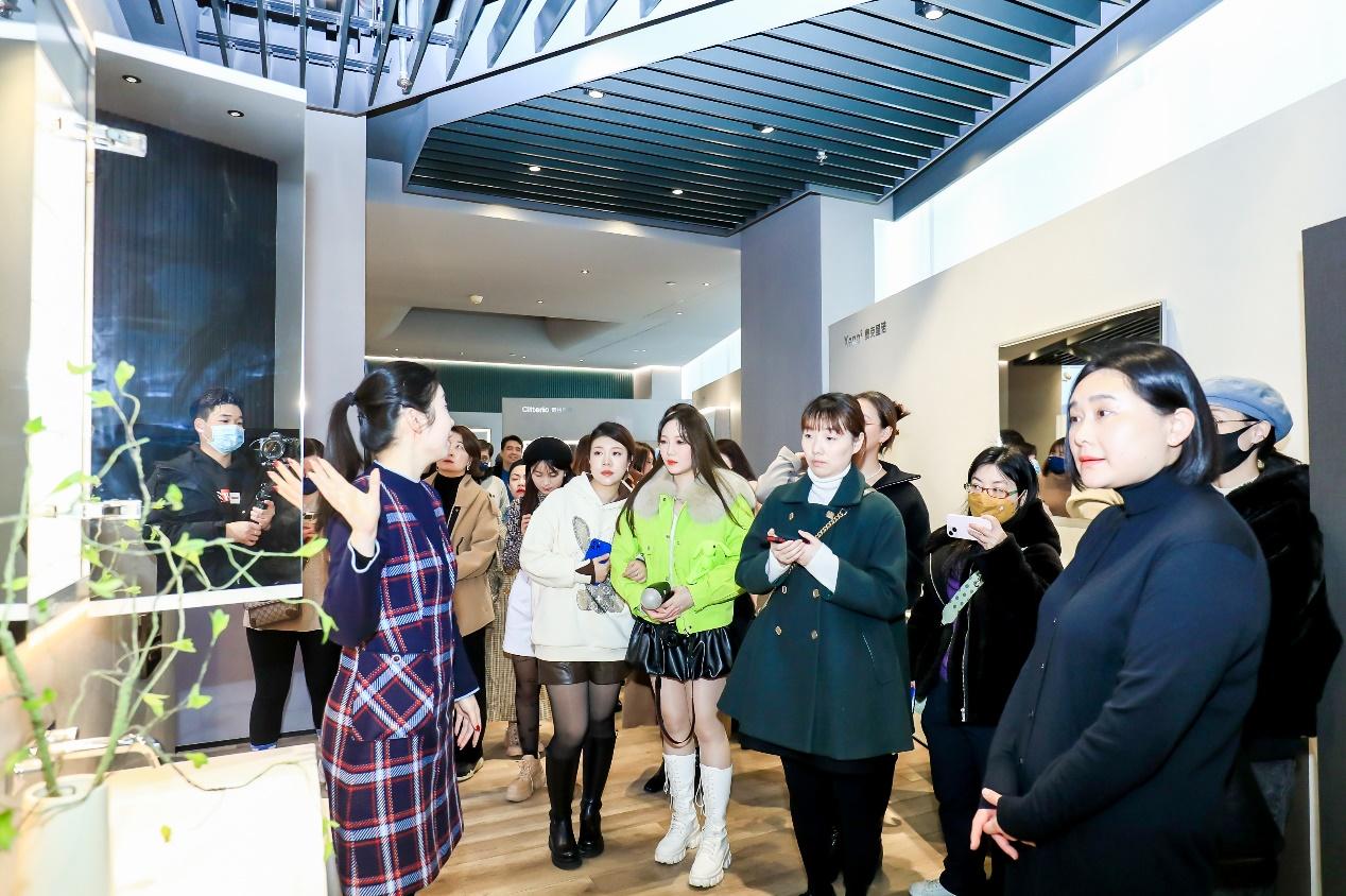 探秘中国超级工厂,探秘工厂生产线