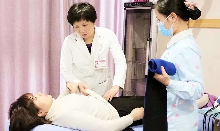 90后转行做月嫂,90后小伙转行做催乳师