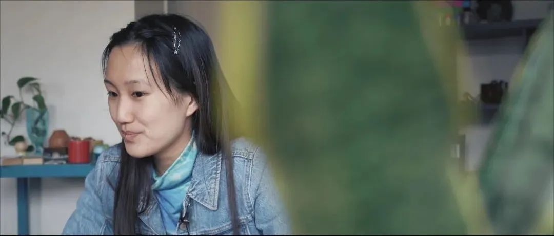 留学生崇洋媚外，活该有家难回？看完一部片，再也不会这样说