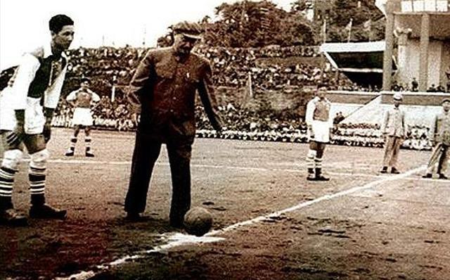 1964年毛主席命贺龙整治国足，贺龙只用一招，让国足踢到亚洲第一