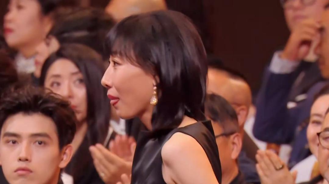 关晓彤于文文同框,于文文和关晓彤同框