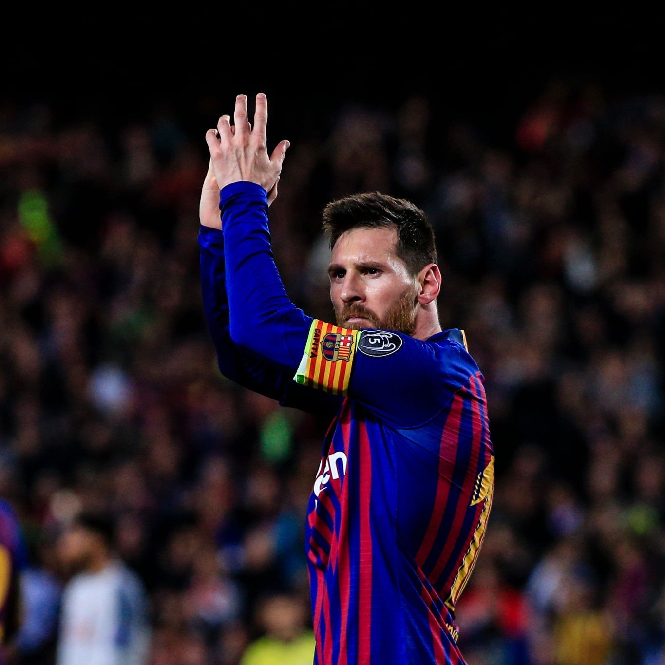 梅西力压c罗图片,梅西力压乔丹