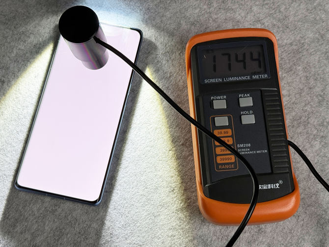 一加ace3也是东方屏吗,一加ace3配置的东方屏