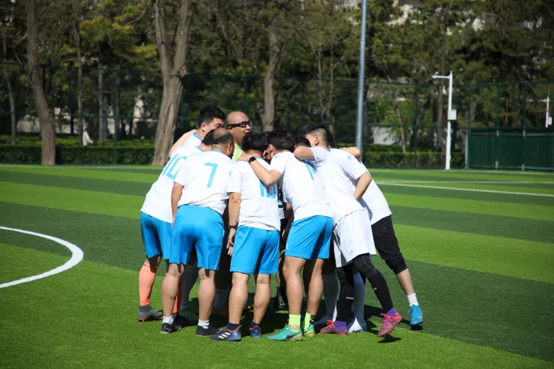 足球场改造扩建,最新足球场开放