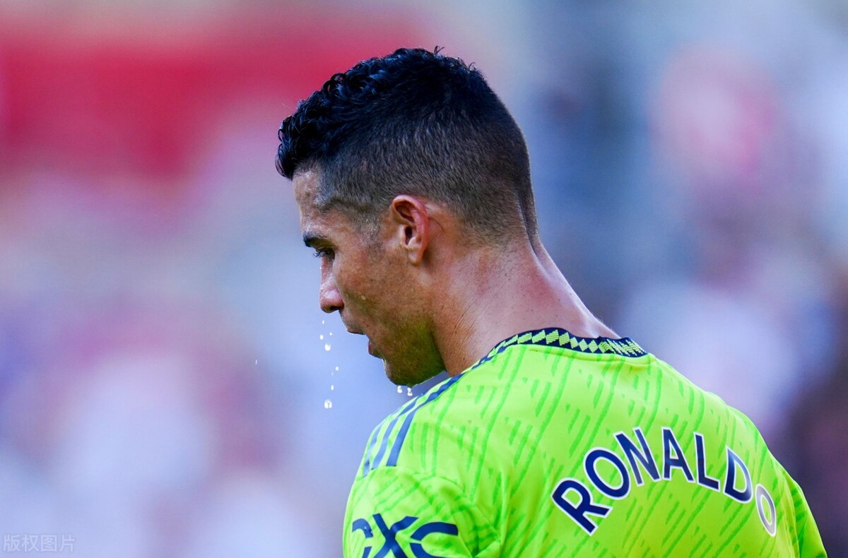 鲁尼吐槽c罗,鲁尼嘲讽c罗