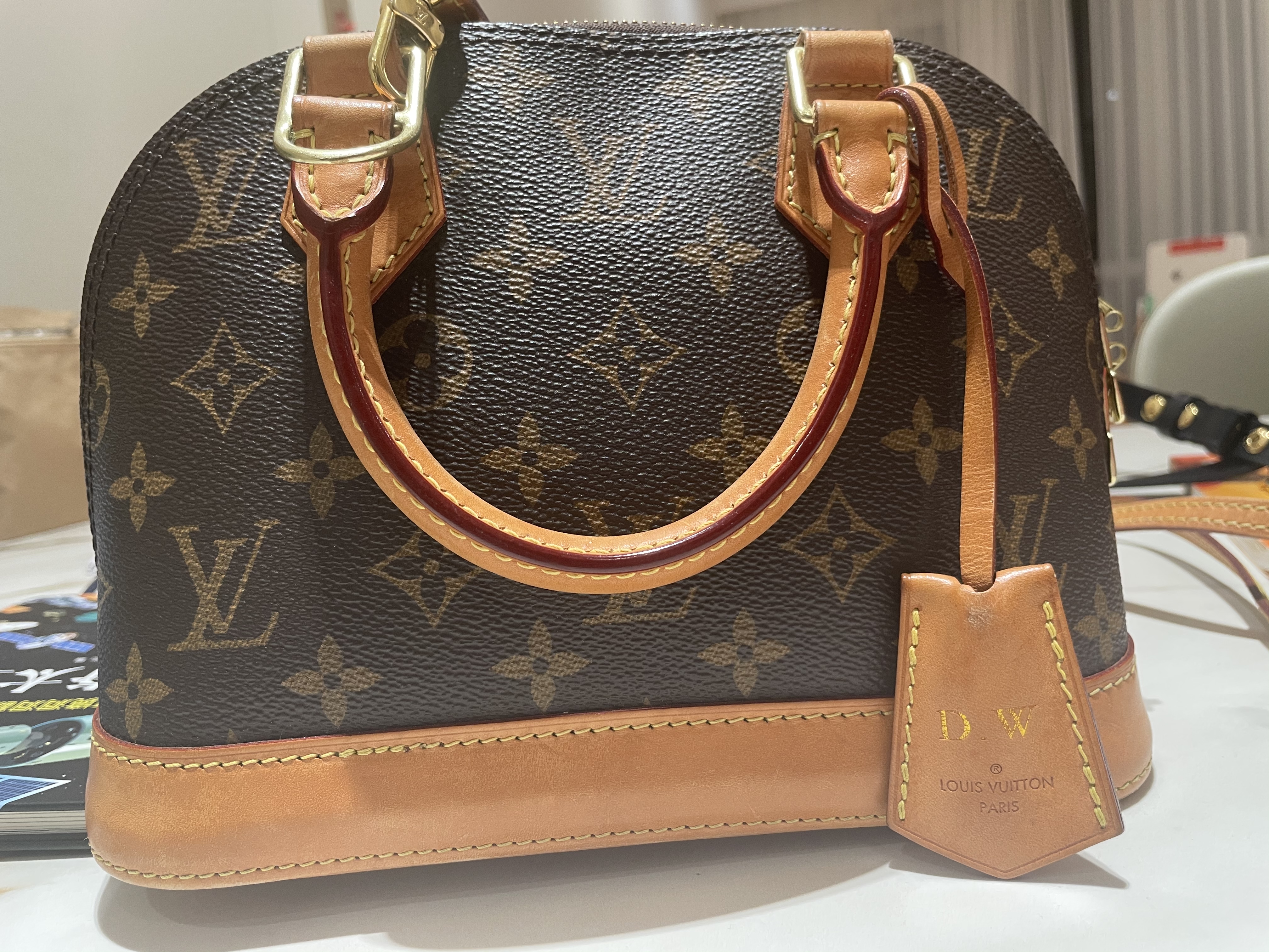 lv全品类涨价,lv一个包包10万赚了9万多