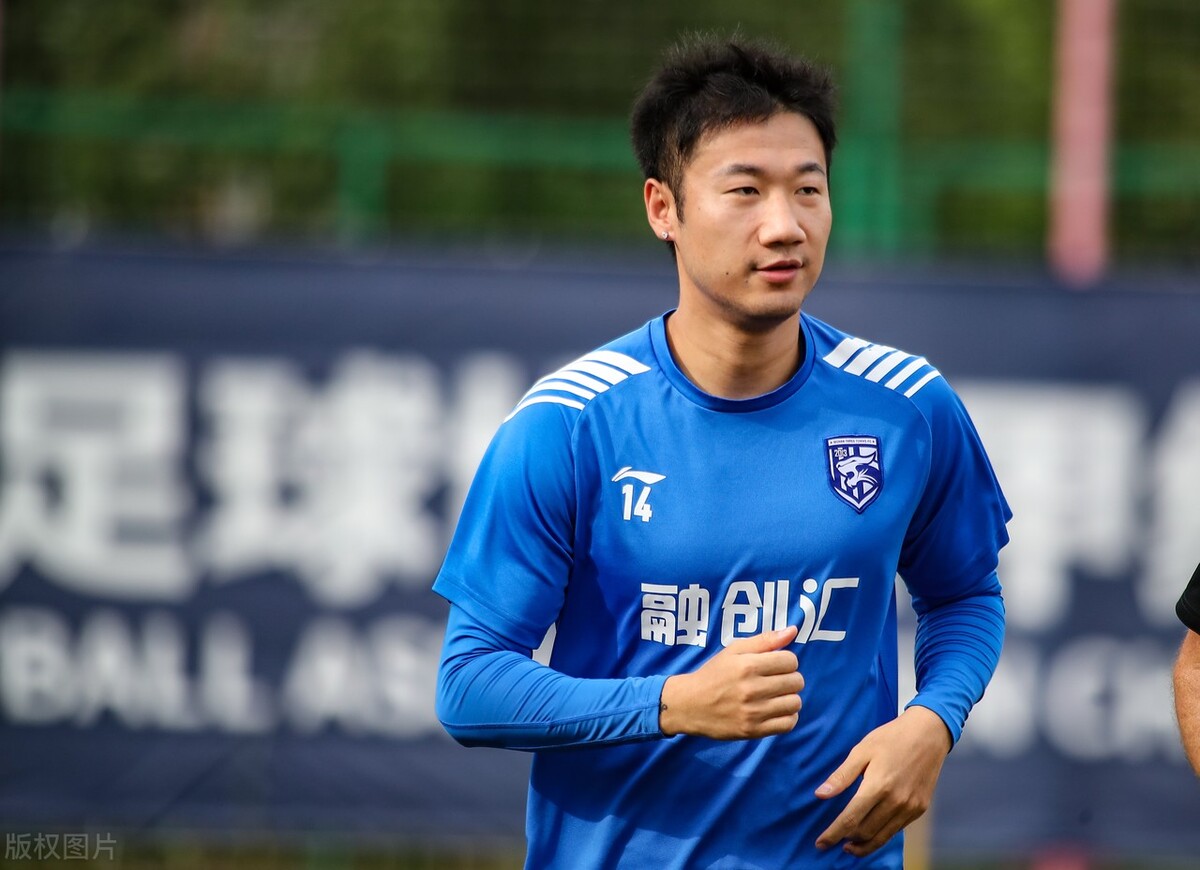 一别两宽后续,荣昊离开绿城了吗