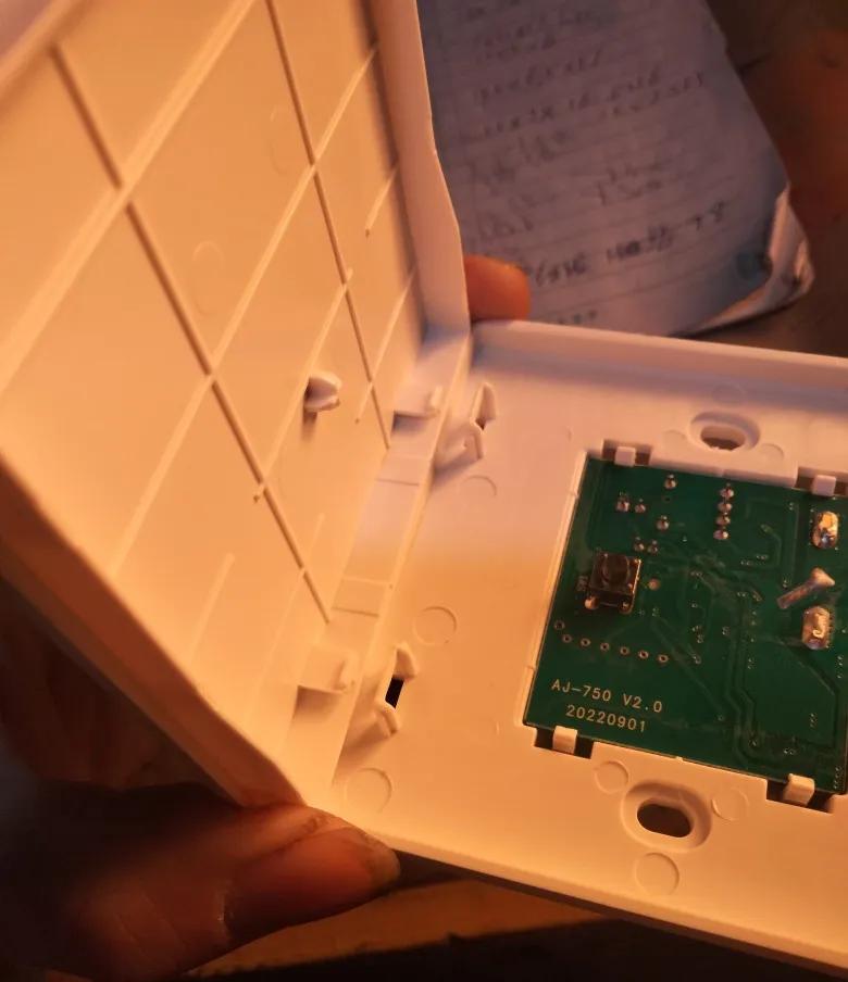 免布线墙壁开关的按键板怎么安装,家用墙壁免布线板遥控开关怎么接