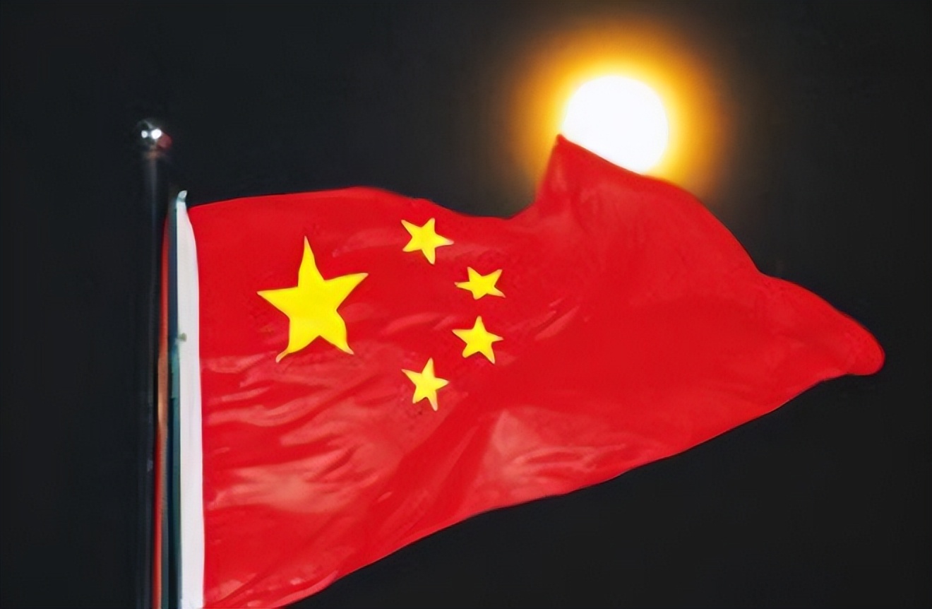 告别了“梓涵”时代，新一批“奇葩”名字来了！老师表示有点懵