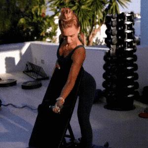 肩宽手臂粗怎么瘦手臂,告别手臂拜拜肉一周瘦手臂速成法