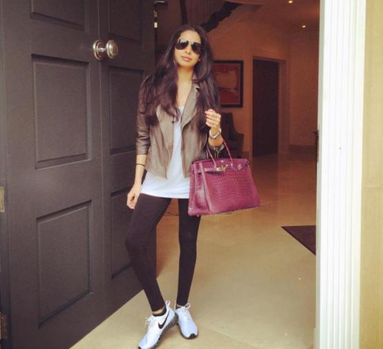 家族资产超百亿的大马最美公主,下嫁小3岁荷兰平民,彩礼4万英镑