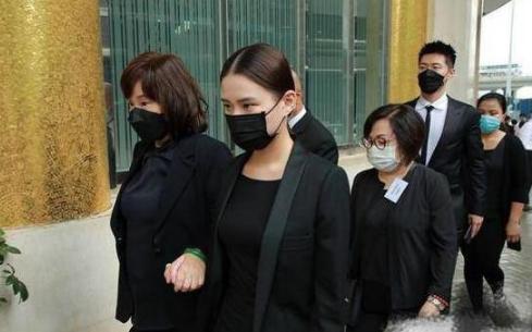 赌王何超莲身价多少亿,赌王何超莲分到家产了吗