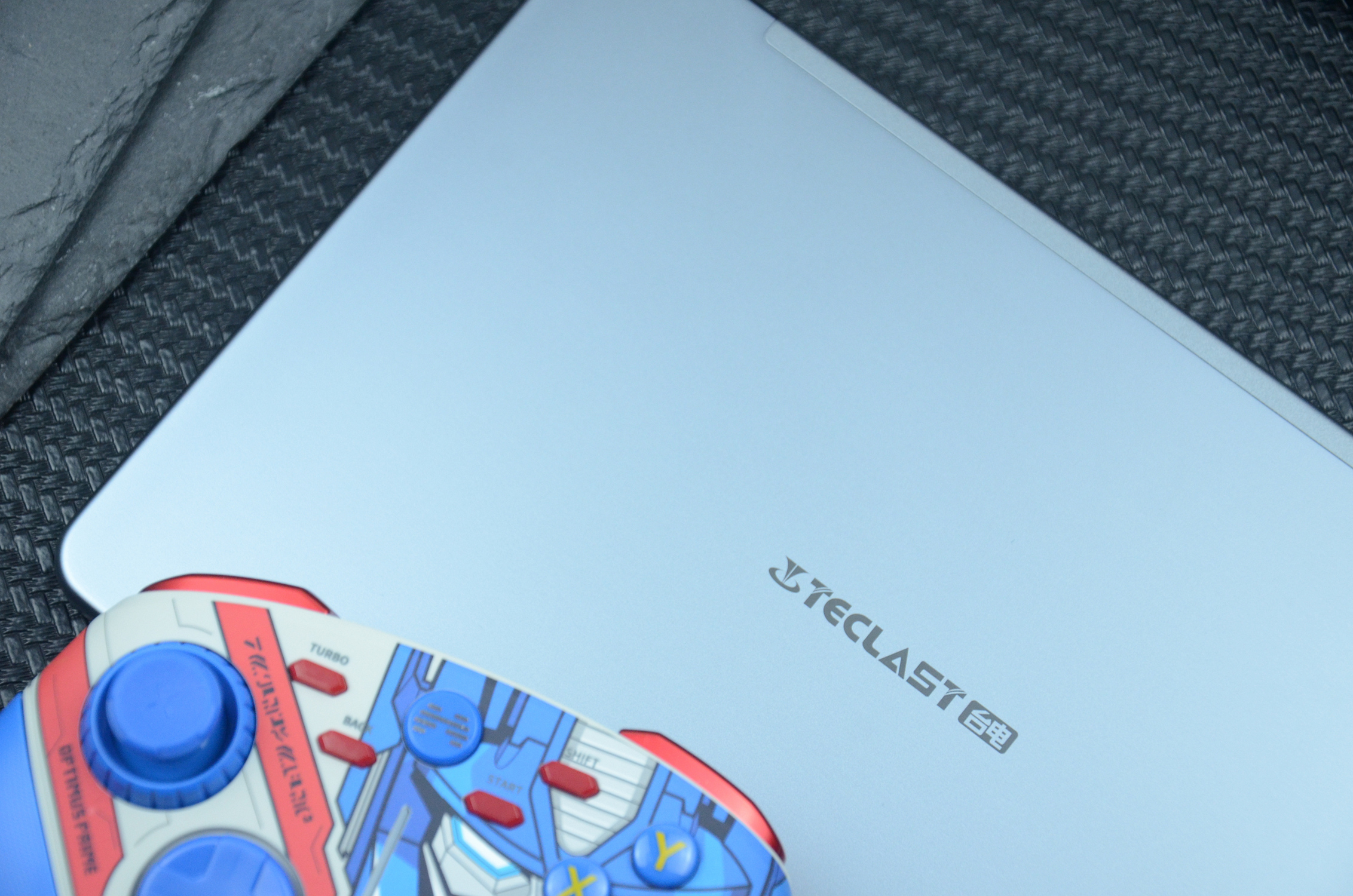 台电t40pro和m40pro有什么区别,台电t40和酷比魔方iplay40pro