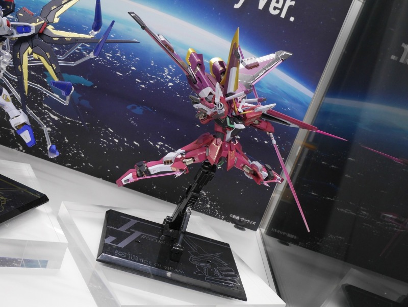 万代再版高达2024,万代高达拼装模型rg独角兽测评