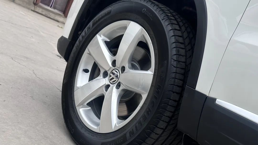 12年大众途观二手车翻新,大众途观外观塑料件翻新