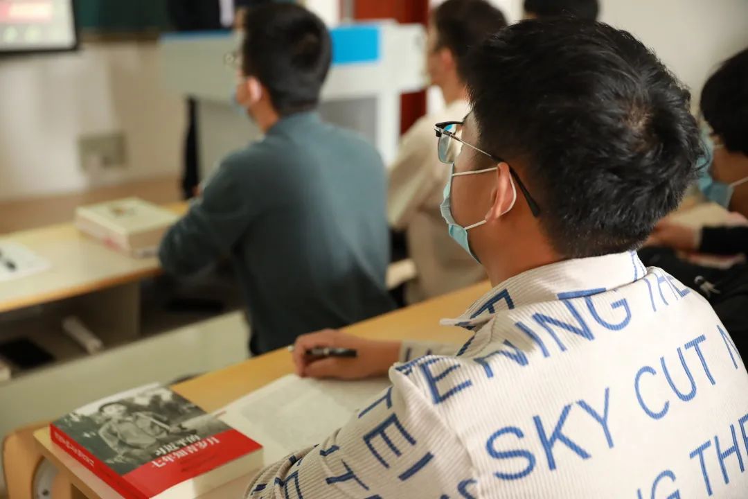 人生这堂课我们要学的东西很多,这堂课别样精彩