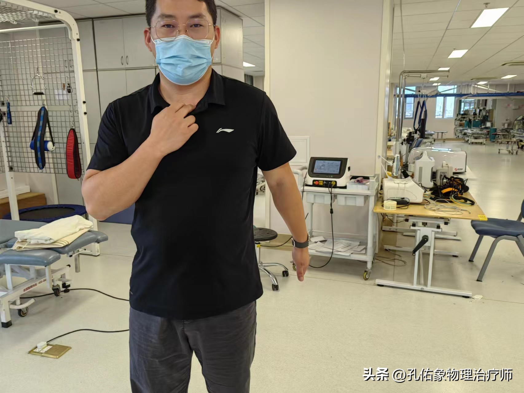 左边肩膀疼痛的治疗方法小妙招,肩膀手往后抬时疼痛是什么原因