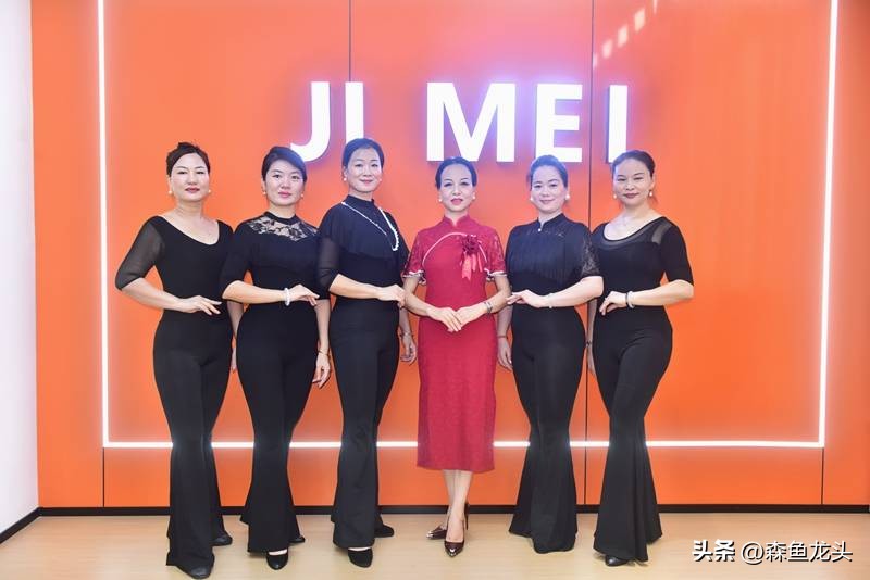 娴峰崡鎴愪汉鑸炶箞褰綋鍩硅瀛︽牎,闆嗙編鍋ヨ韩濉戝舰鑸炶箞瀛﹂櫌骞垮窞鐣