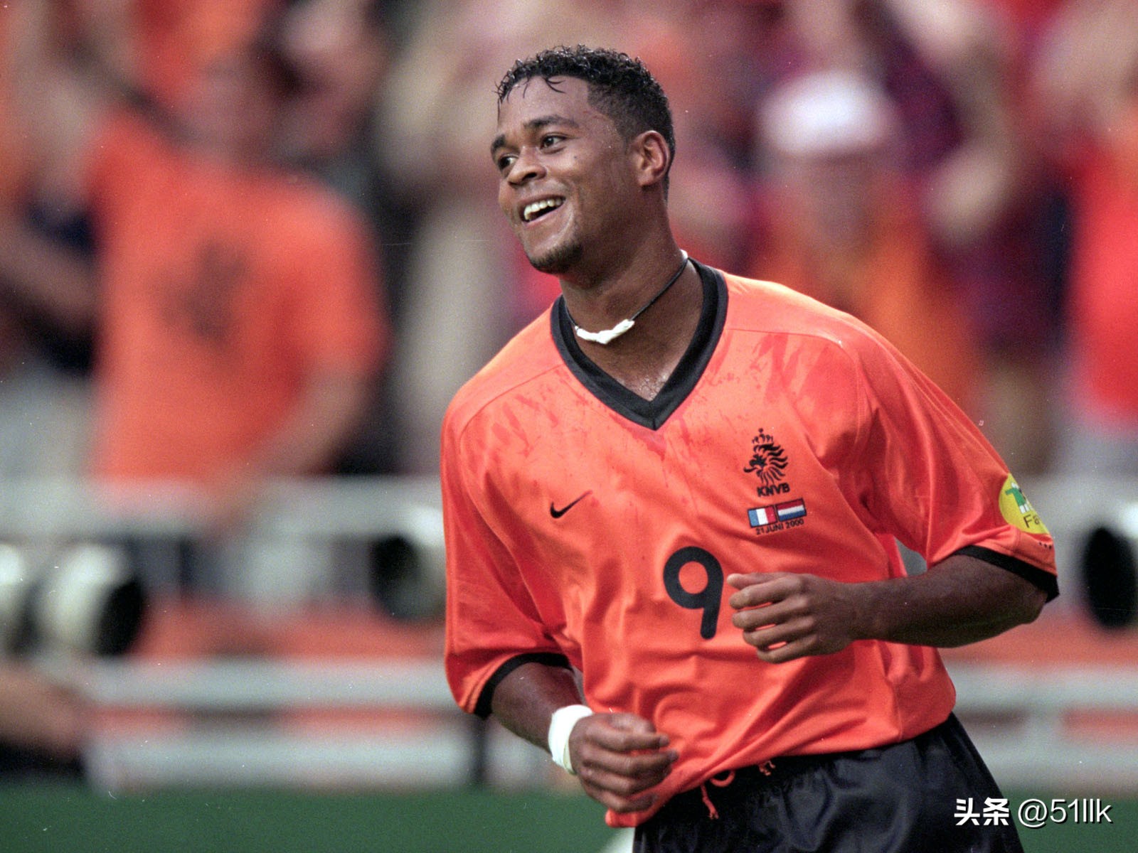 足坛明星老了和年轻时对比,足坛十大明星