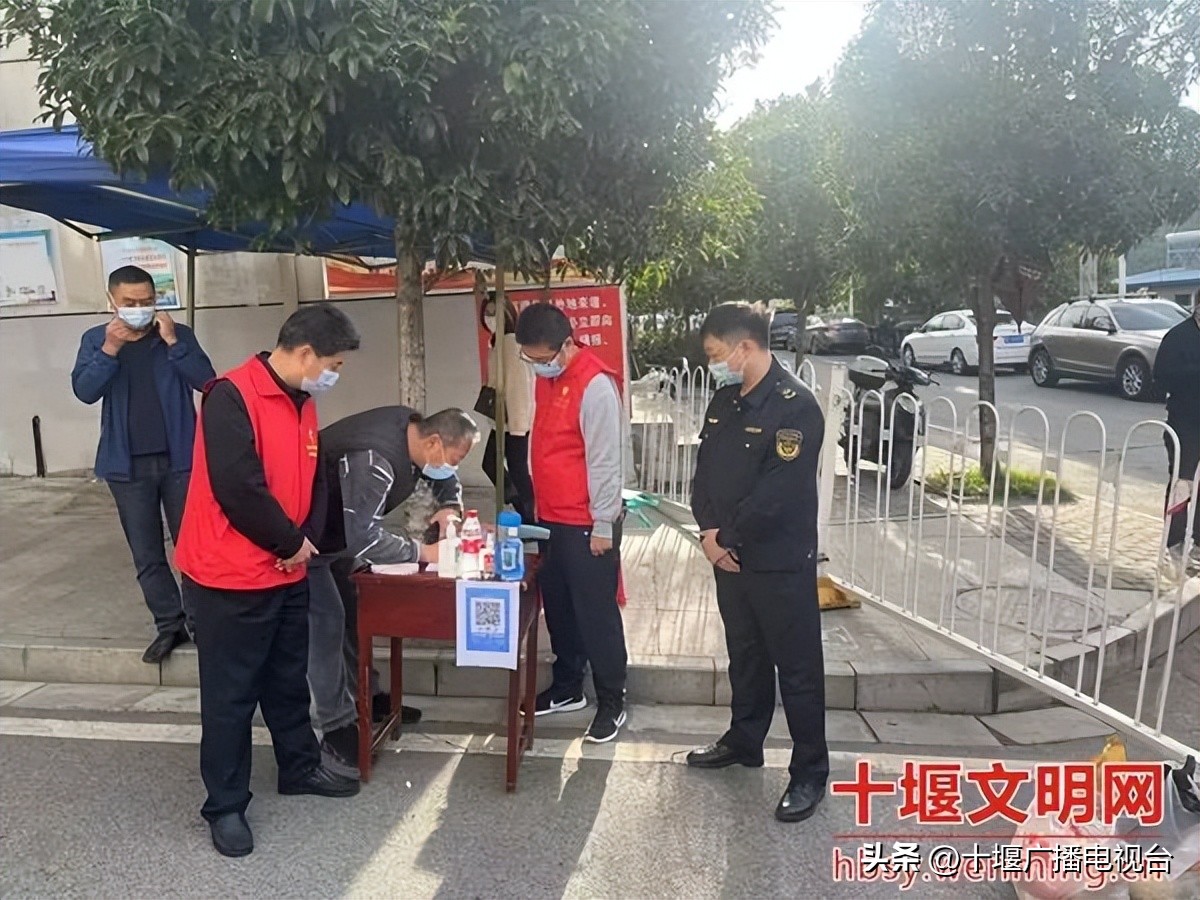 在十堰拍下的战“疫”照片，温暖人心