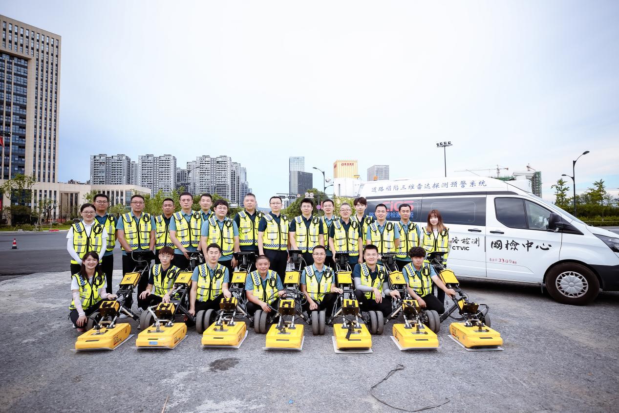 他们为城市道路“问诊把脉”只为守护你我出行路