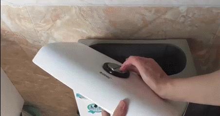 马桶用久了冲劲小了怎么办,马桶冲水无力倒一盆水才能冲下去