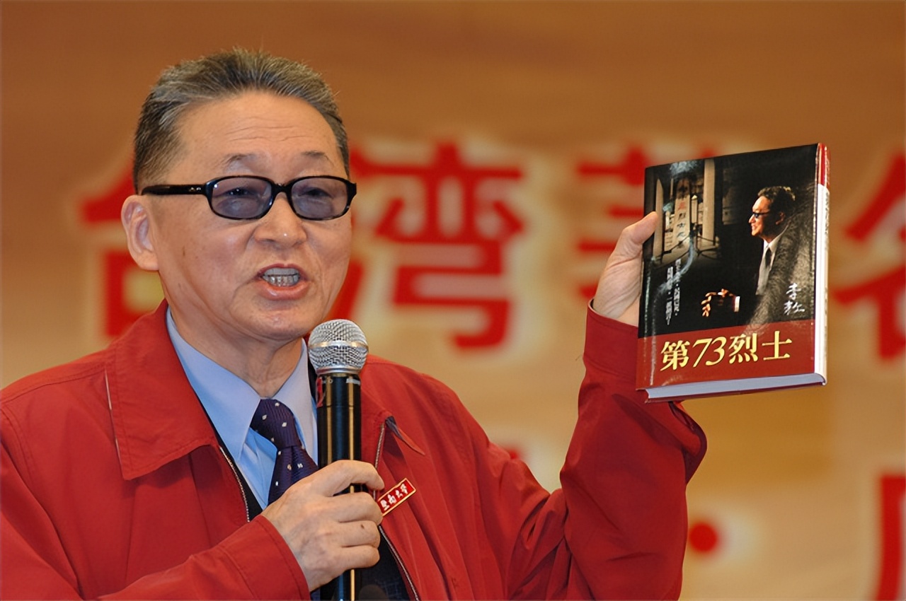 狂傲的李敖为什么说：只有毛主席值得我喊“万岁”，其他人不配