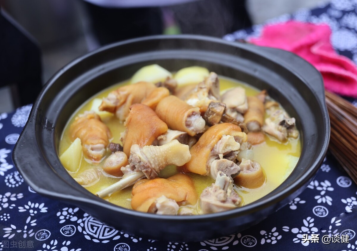 肉鸡含有激素是真的吗,肉鸡有激素吃对人体有伤害吗