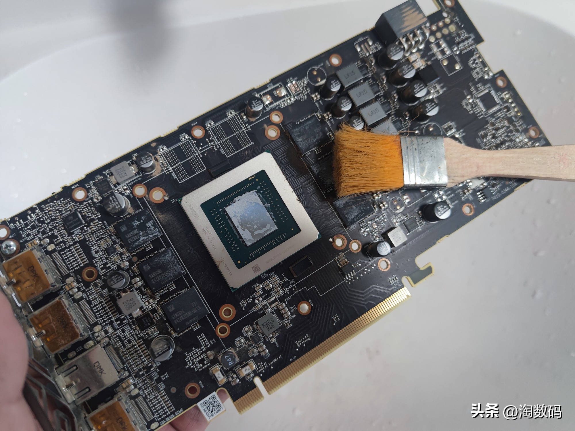 rx5600xt蓝宝石矿渣,蓝宝石5600xt矿渣