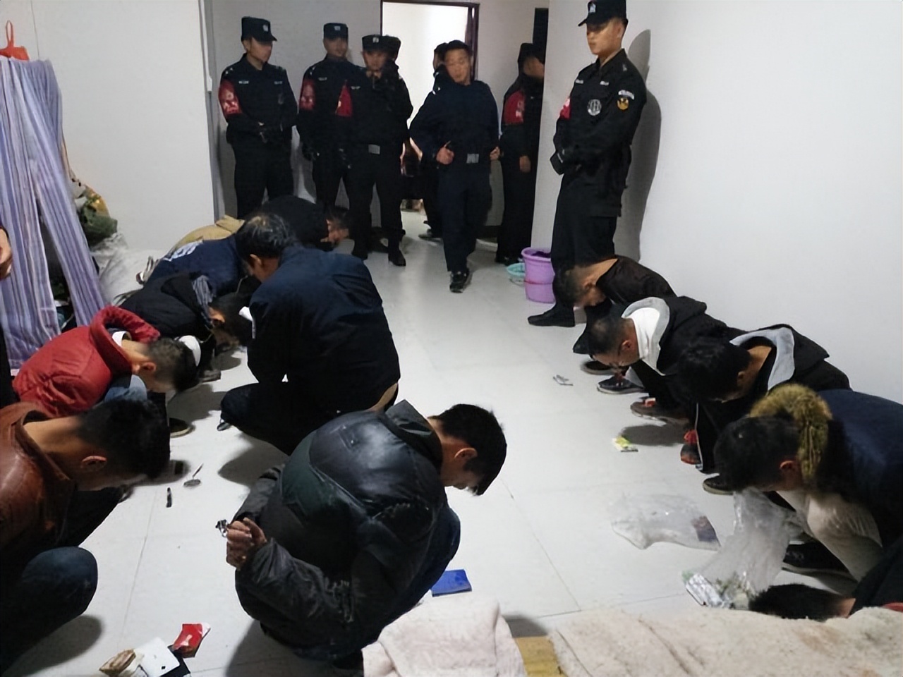 揭秘传销的真实经历,四分钟让你了解传销的可怕