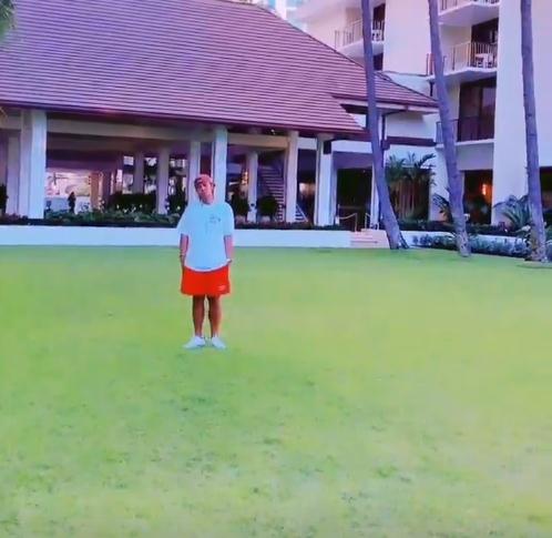 罗志祥在舞台上跳奇葩舞,罗志祥搞怪抖音