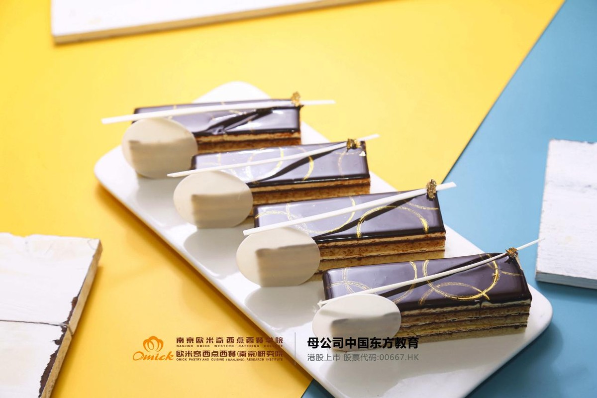 开个蛋糕店需要哪些培训班,想开一家蛋糕店需要去哪里学