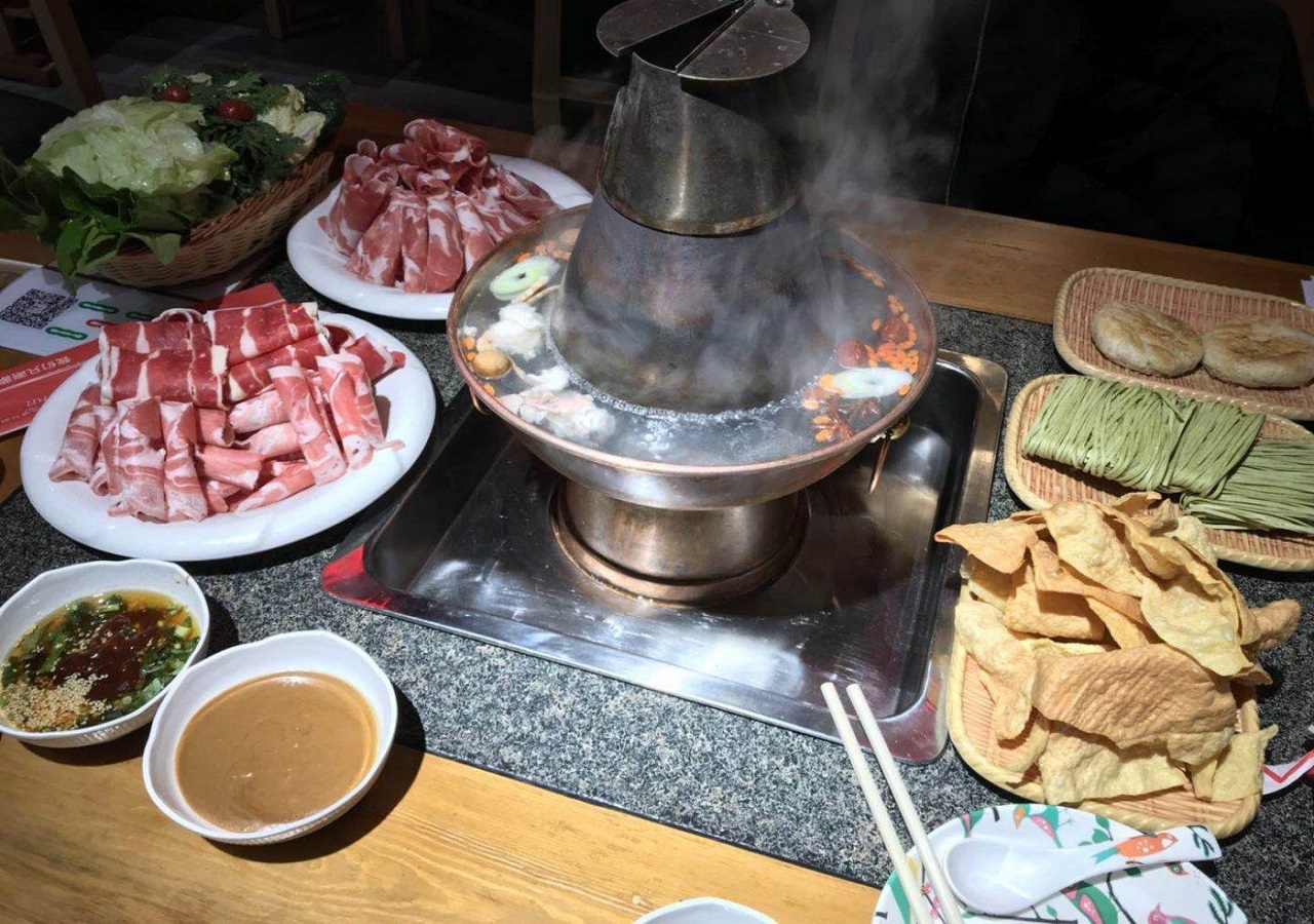 海拉尔羊蝎子羊排火锅,海拉尔一锅香牛排火锅