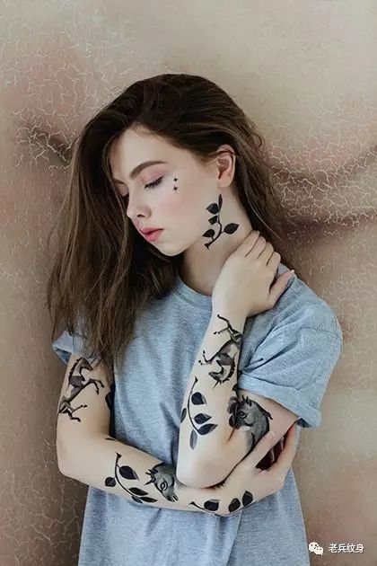 纹身发炎怎么消除,纹身发炎了需不需要再去补色