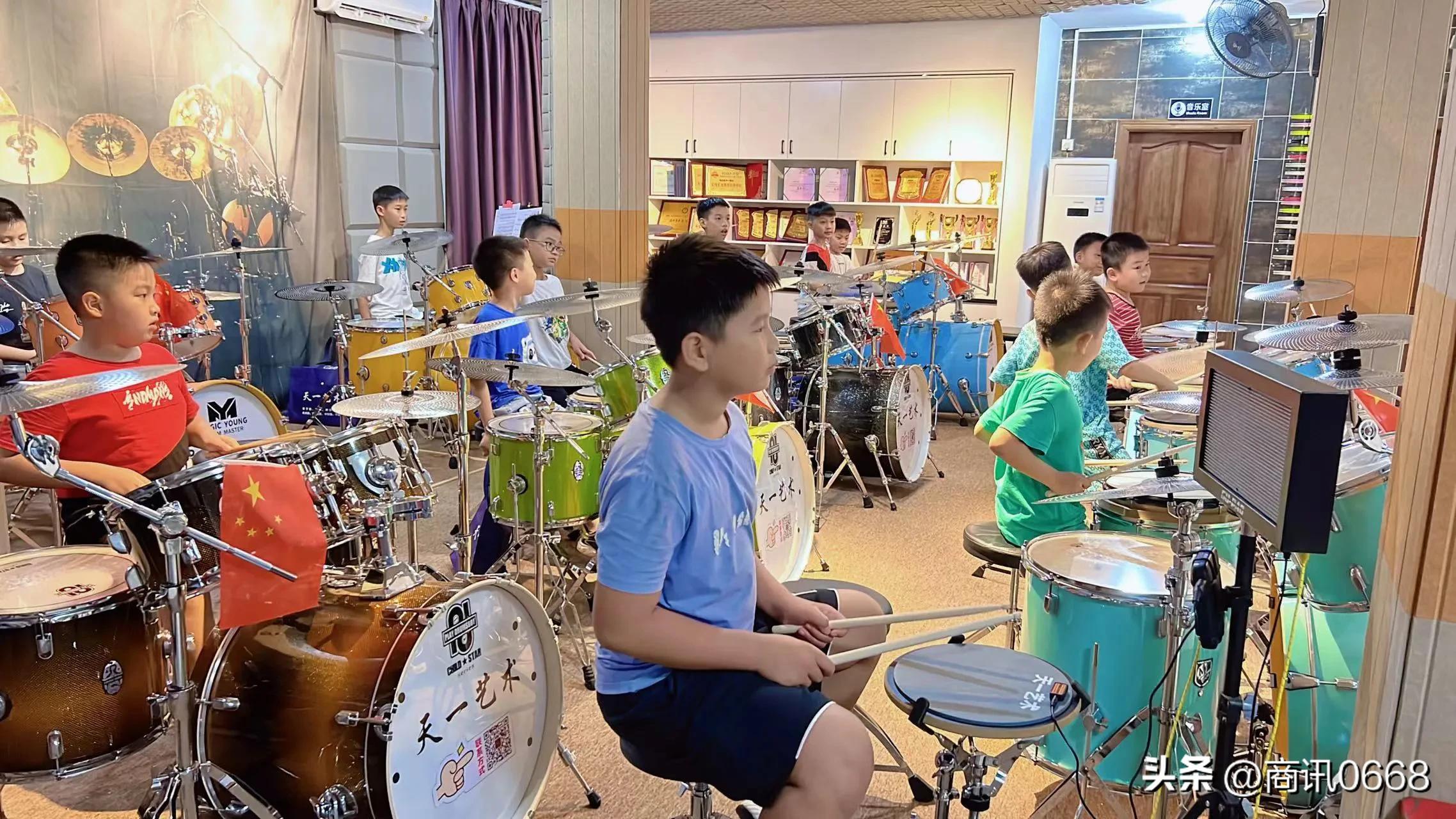 茂商圈第40期l天一艺术中心茂名电白区水东碧桂园店盛大开业