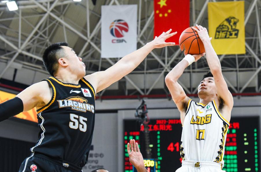 孙铭徽一人一城,cba孙铭徽最新消息