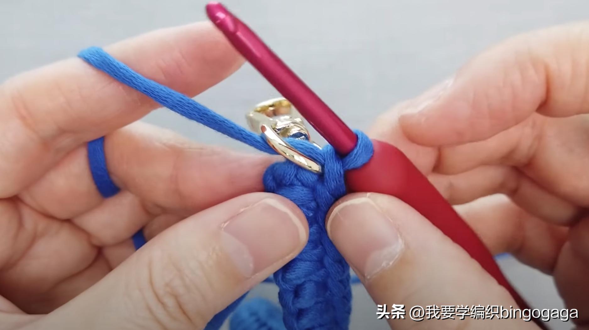 经典棋盘格元素编织包图解,棋盘格包包的线