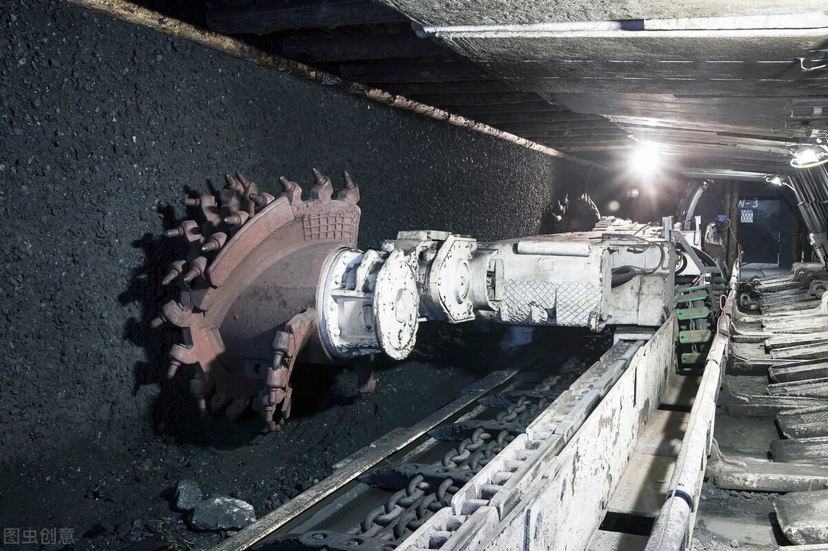 美国靠开采页岩油经济腾飞，中国储量不输美国，为何却不能模仿？