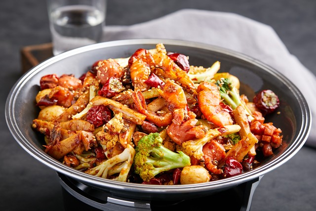 来成都必吃的火锅和串串,成都美食麻辣烫攻略