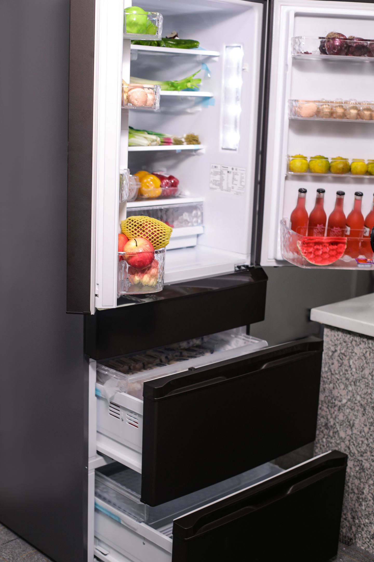 松下ee53冰箱与e531对比,大户型松下冰箱怎么选择